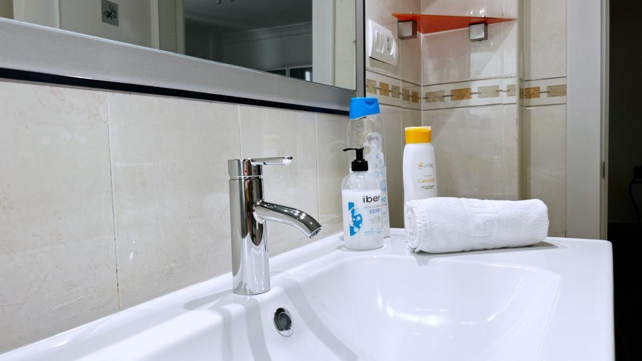 Apartamento Uribarri A Vivienda Turistica Urbana Con Wifi Bilbao Exterior foto